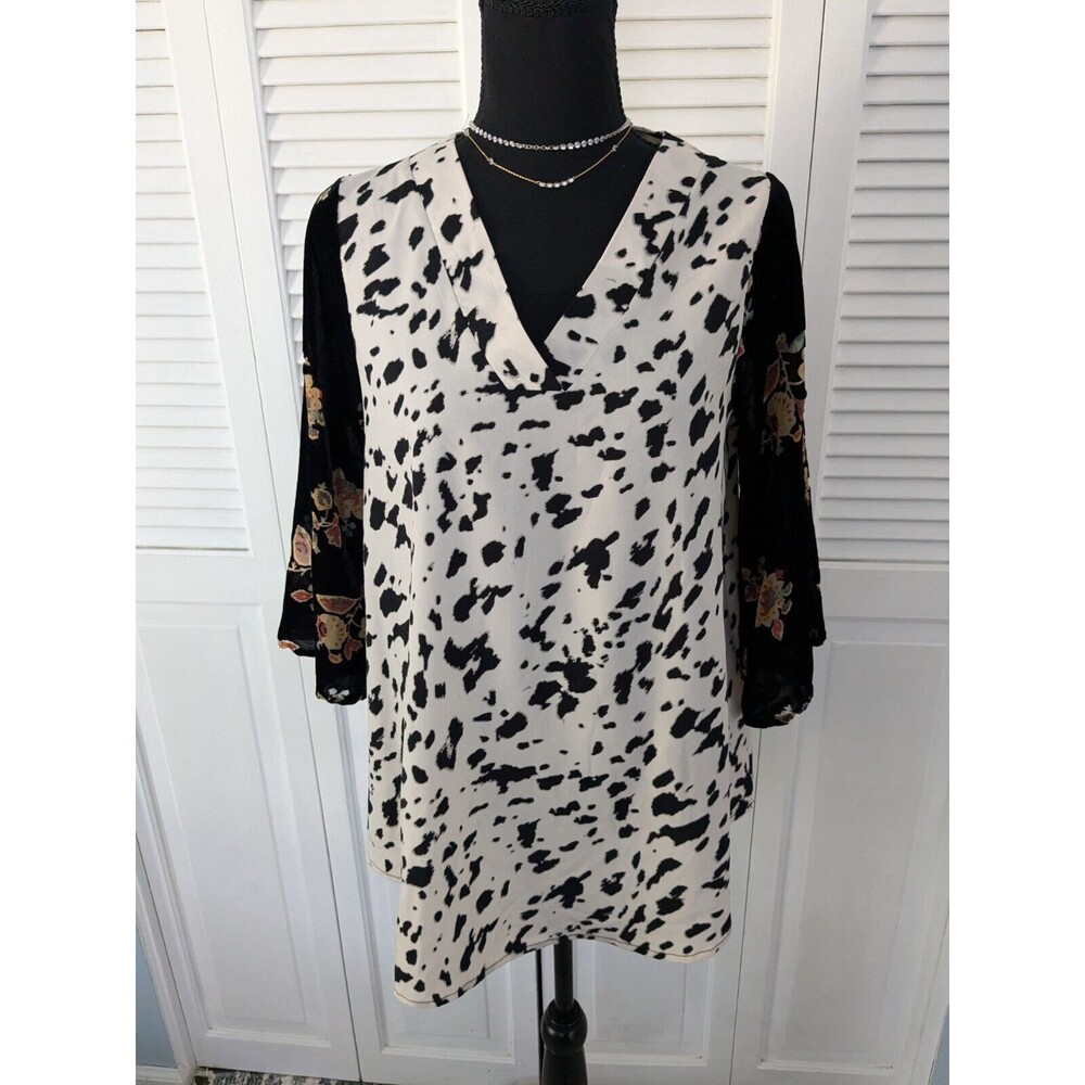 Grace & Emma Top Women's S Cow Print Velvet Floral Burn Out Sleeve Western Boho